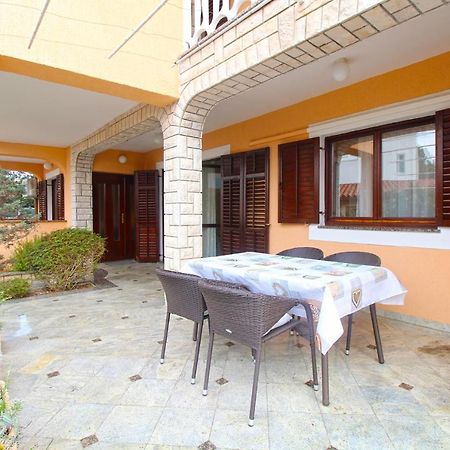Apartment Mirela 2145 Fazana Exterior photo