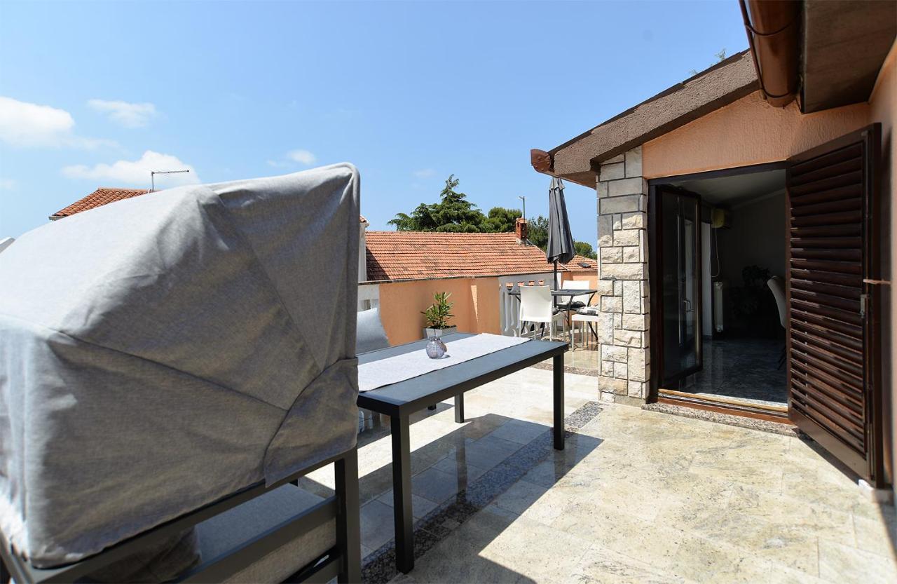 Apartment Mirela 2145 Fazana Exterior photo