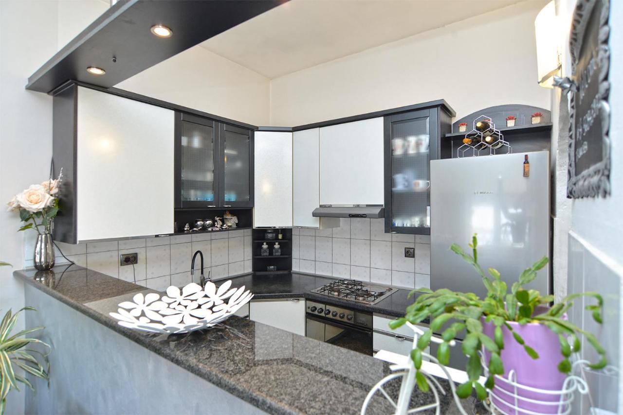 Apartment Mirela 2145 Fazana Exterior photo