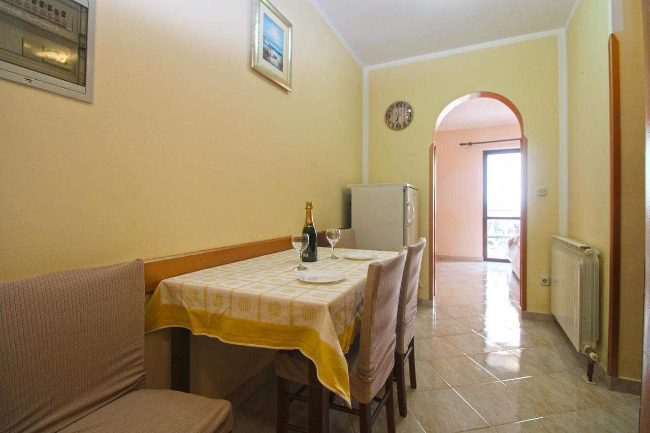 Apartment Mirela 2145 Fazana Exterior photo
