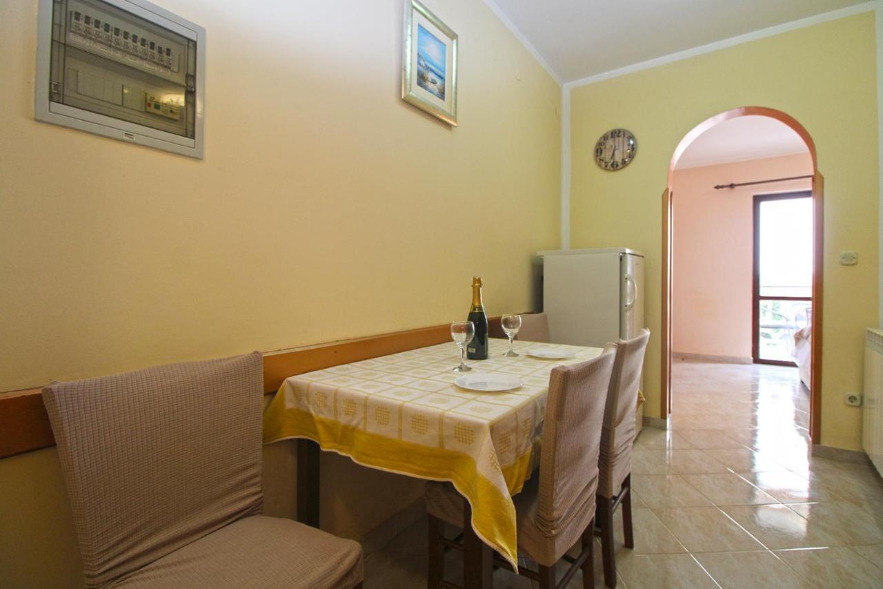 Apartment Mirela 2145 Fazana Exterior photo